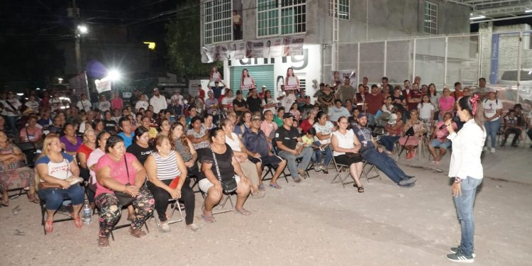 Presenta Samanta Flores denuncia penal por violencia política de género y violencia infantil.