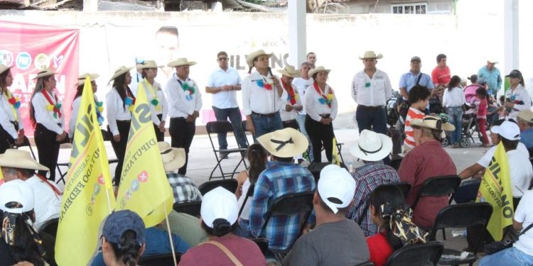 Silvano condena sub ejercicio de más de 100 mil millones de pesos en materia de salud *Reflexionó sobre cuantas vidas se pudieron salvar con ese recurso