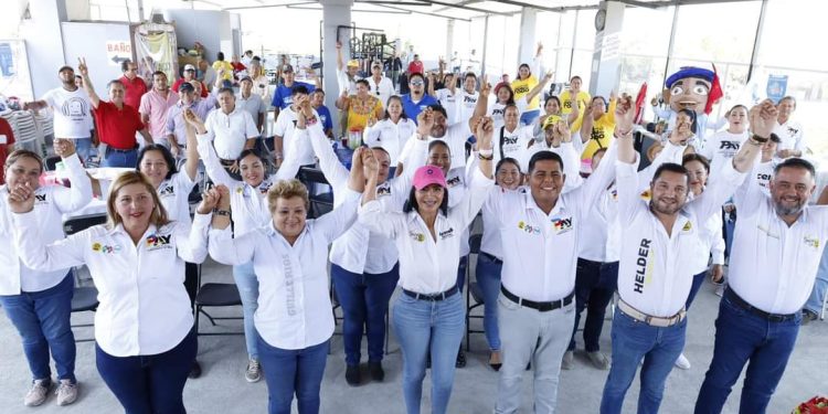 Porque en Coahuayana hay una gran determinación ¡el triunfo es nuestro!: Araceli Saucedo