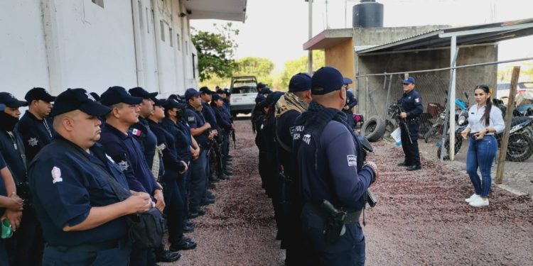 “Vamos por una Policía Municipal bien equipada y capacitada para atender a los ciudadanos”: Blanca Álvarez