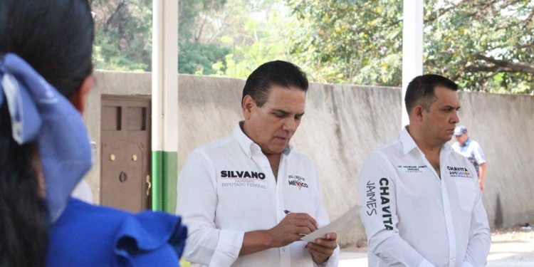 López Obrador se sigue burlando del magisterio en Michoacán, nunca cumplió con la federalización: Silvano