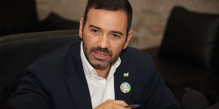 Gobierno del estado debe depurar a su Policía: Yankel Benítez