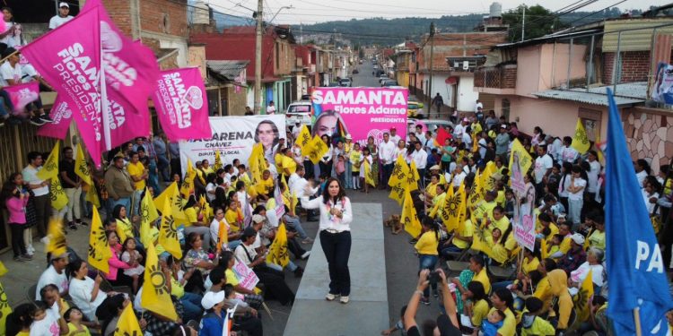 Macarena Chávez el verdadero cambio en manos de mujeres
