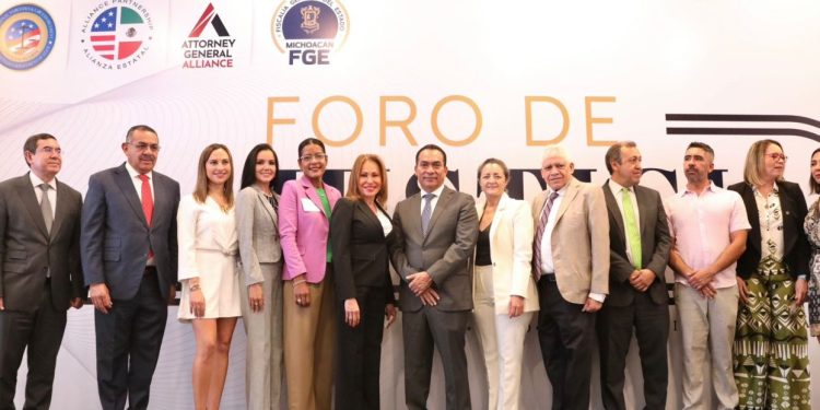 Capacitación continua, para hacer realidad el anhelo de justicia de las personas: ALS