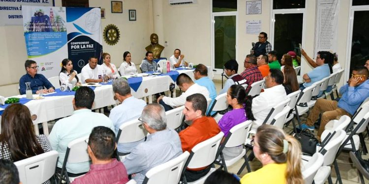 Blanca Álvarez presenta el Plan de Seguridad Constitución