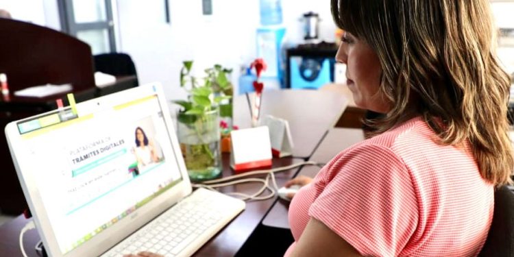 Docentes del interior del estado ya pueden hacer trámites de la SEE a distancia