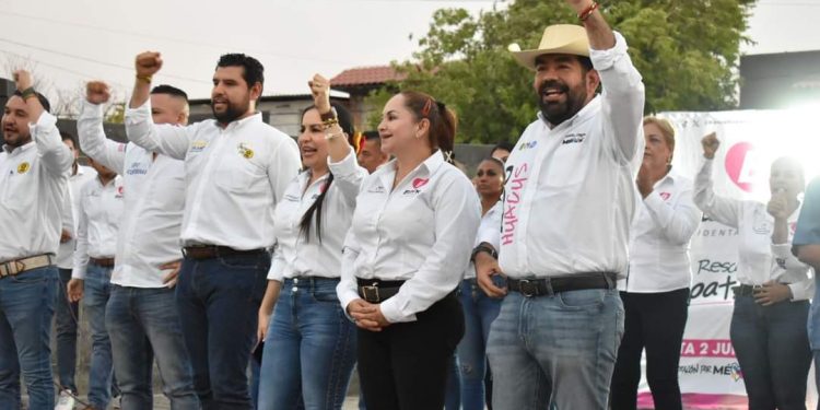 Exige Paco Huacus al gobernador no intervenir en la elección.
