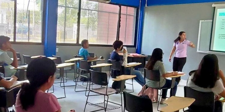 Estudia una lengua extranjera o certifícate en idiomas con una beca; el Iemsysem te da los detalles