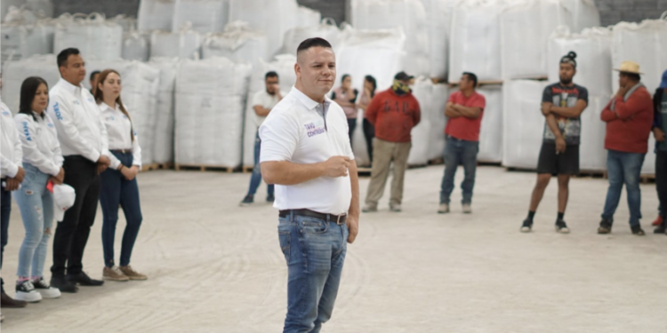 Pide Celeste el voto cinco de cinco en Los Reyes