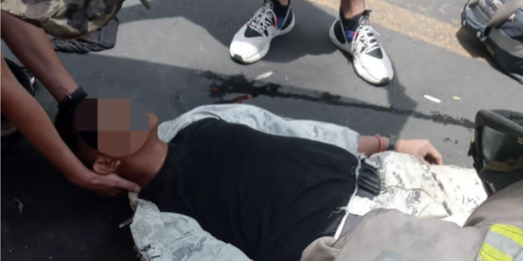 Atiende Policía Morelia y Bomberos, volcadura de GN