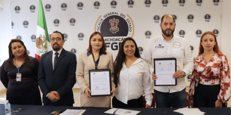 Signan FGE y CUER Zitácuaro, convenio de colaboración en materia de vinculación educativa
