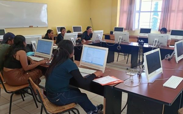 Última semana para entrega de fichas a Escuelas Normales de Michoacán