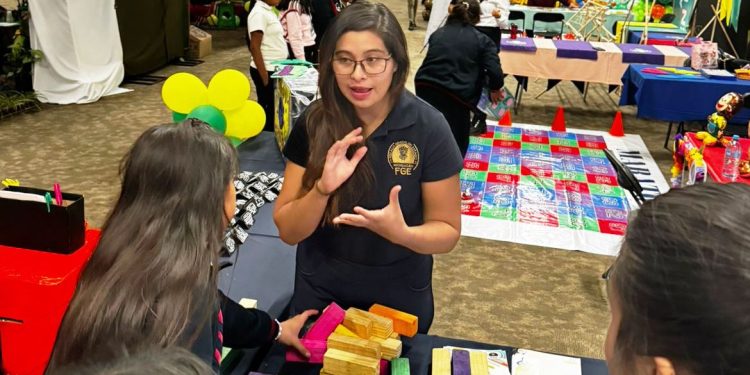 Promueve FGE prevención de la violencia en el Festival Michoacán de Origen