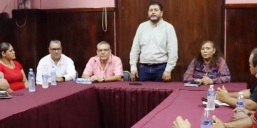Gobierno local y sector salud llama a prevenir dengue en Apatzingán .