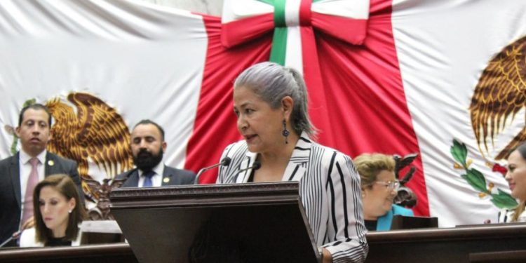 Exhorta Mayela Salas a garantizar la entrega de planta forestal