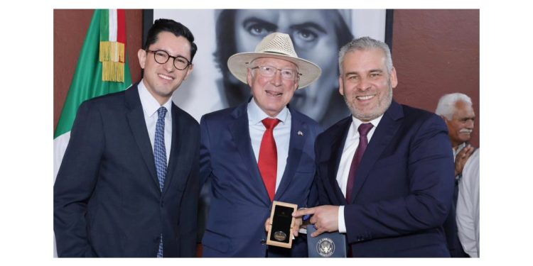 Reafirman USA y Michoacán acuerdo permanente de seguridad para garantizar exportaciones de aguacate y mango