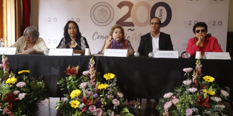 Atestigua 75 Legislatura presentación del libro “Tierra Oscura”