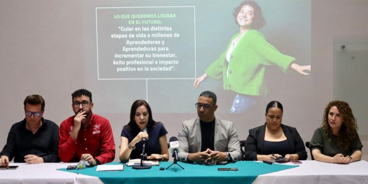 Anuncian becas académicas para ingresar a Universidad TecMilenio