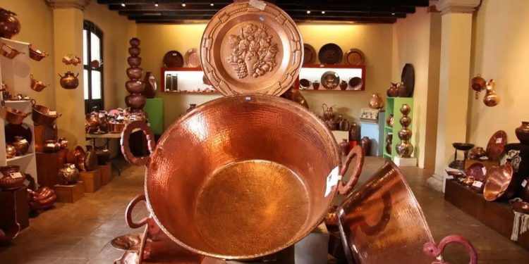 Santa Clara del Cobre celebra 14 años como Pueblo Mágico