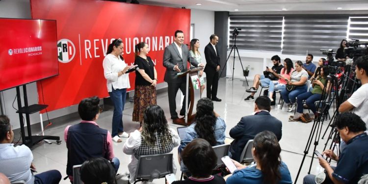 “Si en política no se cumple con la palabra y acuerdos, entonces no hay confianza”: Memo Valencia