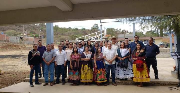 Busca Universidad Intercultural ampliar oferta educativa en extension Santa Fe de la Laguna