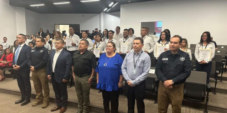 Capacitación, crucial para brindar mejor atención a la ciudadanía desde el 911: Julieta García