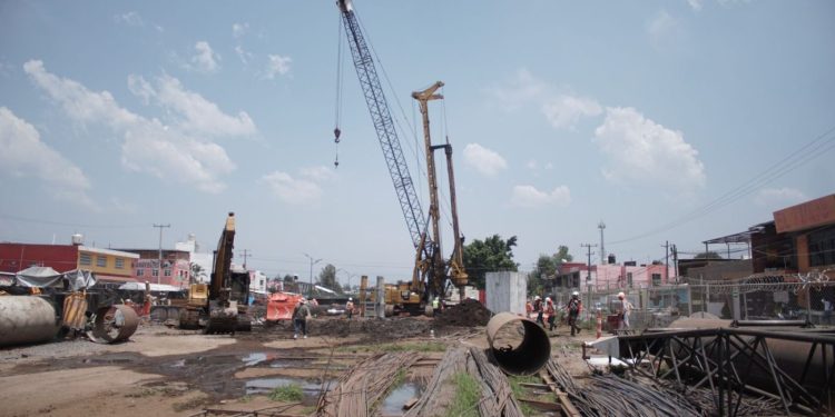 Supervisa Gladyz Butanda construcción del Teleférico de Uruapan; registra avance del 43 %