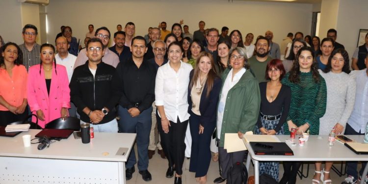 Contraloría realiza capacitación sobre proceso de entrega-recepción digital