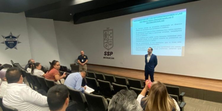 Fiscalía General capacita a personas servidoras públicas del C5i, en materia de extorsión y secuestro virtual