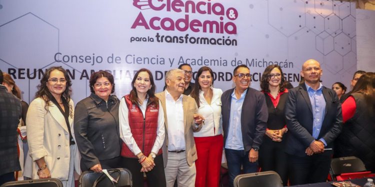 Reconoce SEE impulso a mujeres en la ciencia y tecnología