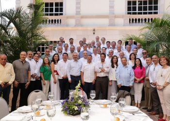 Bedolla y empresarios siguen comprometidos con el desarrollo de Michoacán