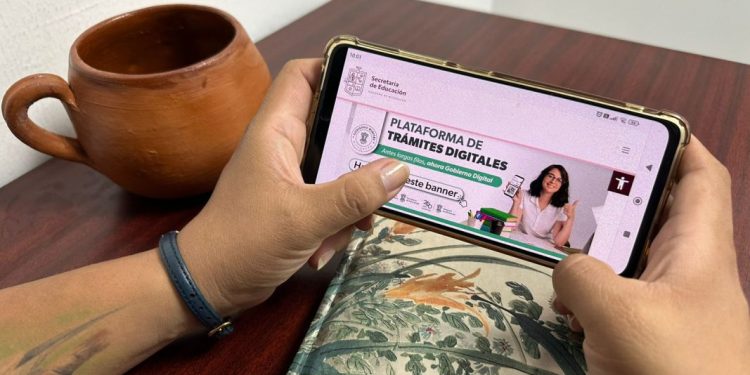 Tramita en línea becas para escuelas particulares de preescolar, primaria y secundaria: SEE