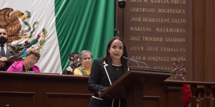 Reivindicaremos el papel fundamental de la cultura en nuestra sociedad: Andrea Villanueva