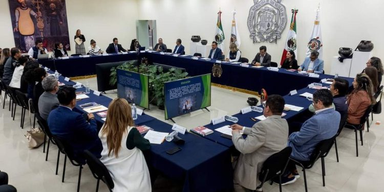 Cecytem y La Red Juntos por Michoacán, aliados de la educación