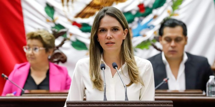 Reforma para Reconocer a los Animales como Víctimas de Delito en Michoacán, propone Daniela De Los Santos y GIDA