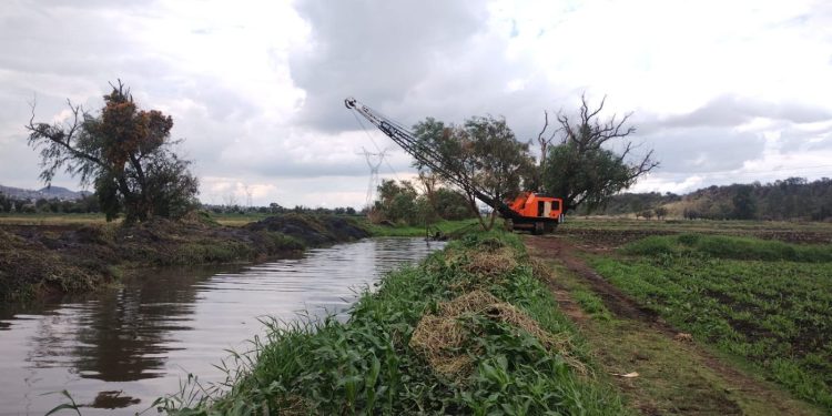 Inicia OOAPAS trabajos de limpieza en el dren Itzícuaros