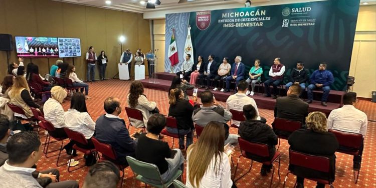 Entrega Delegación, credenciales IMSS-Bienestar en Michoacán