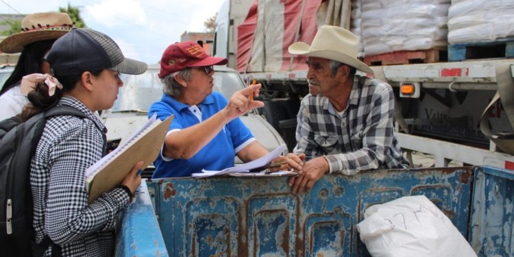 Entrega Sader más de 37 toneladas de minerales a productores de 4 municipios