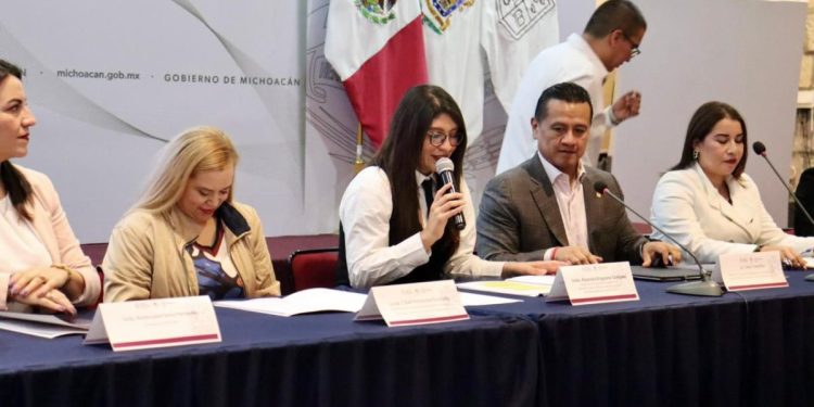 Bajaron 27 % feminicidios en Michoacán