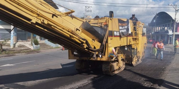 SCOP rehabilita camino para beneficio de 37 mil habitantes de región Purépecha