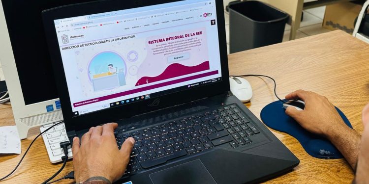 Cómo realizar trámites educativos en línea; la SEE te ayuda