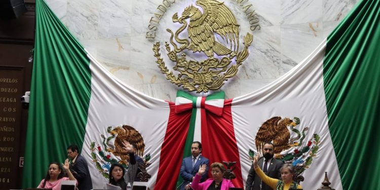 Reforman legisladores marco legal para uso de áreas de donación en Michoacán