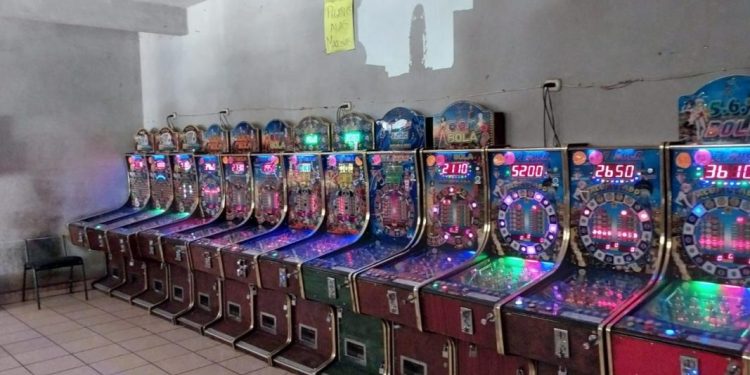 Aseguradas mil 528 máquinas tragamonedas en operativos entre SIE y FGE