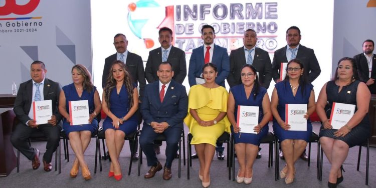 Rinde Bladimir González su tercer Informe de Gobierno en Tarímbaro