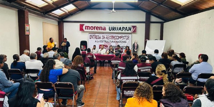 Gira de agradecimiento; reconocimiento al esfuerzo en favor del cambio profundo: Morena Michoacán