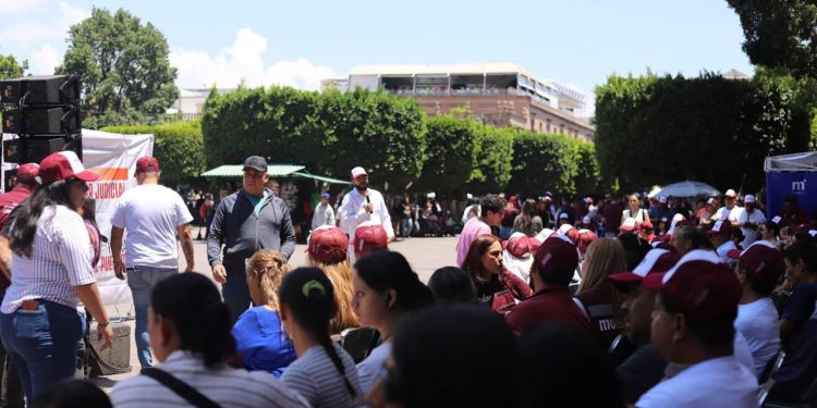 Desde plazas públicas de Michoacán, informamos sobre reforma al Poder Judicial: JP Celis