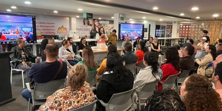 Emprendedores michoacanos, listos para innovar tras curso de la Sedeco