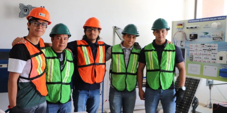 Con actividades, talleres y cursos celebra UTM su 24 aniversario