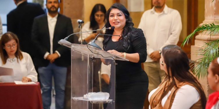 Reconoce Brenda Fraga en el personal de enfermería, a la esencia de la solidaridad y el compromiso social