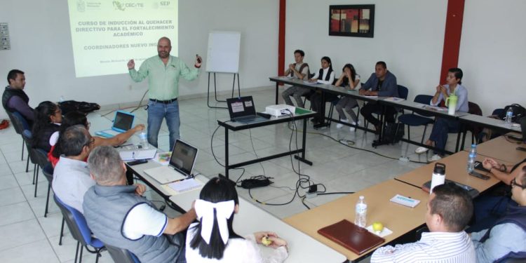 Cecytem fortalece funciones de nuevo personal directivo